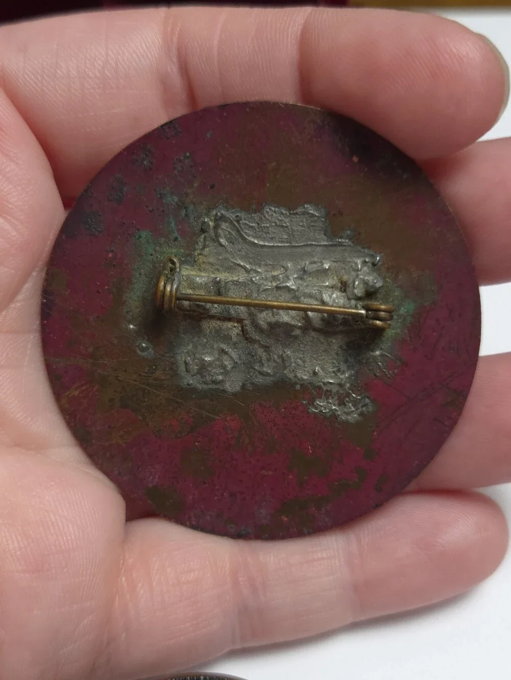 4 Vintage Handmade Brooches Red Pink & Paint Swirl Enamel om Copper 1 Ceramic